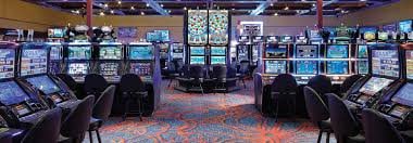 99ok လောင်းကြေး Wave Money KBZPay ဖြင့် ငွေသွင်းပြီး Sportsbook ကစားနေသောမြင်ကွင်း